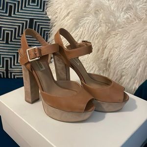 Steve Madden High platform heels